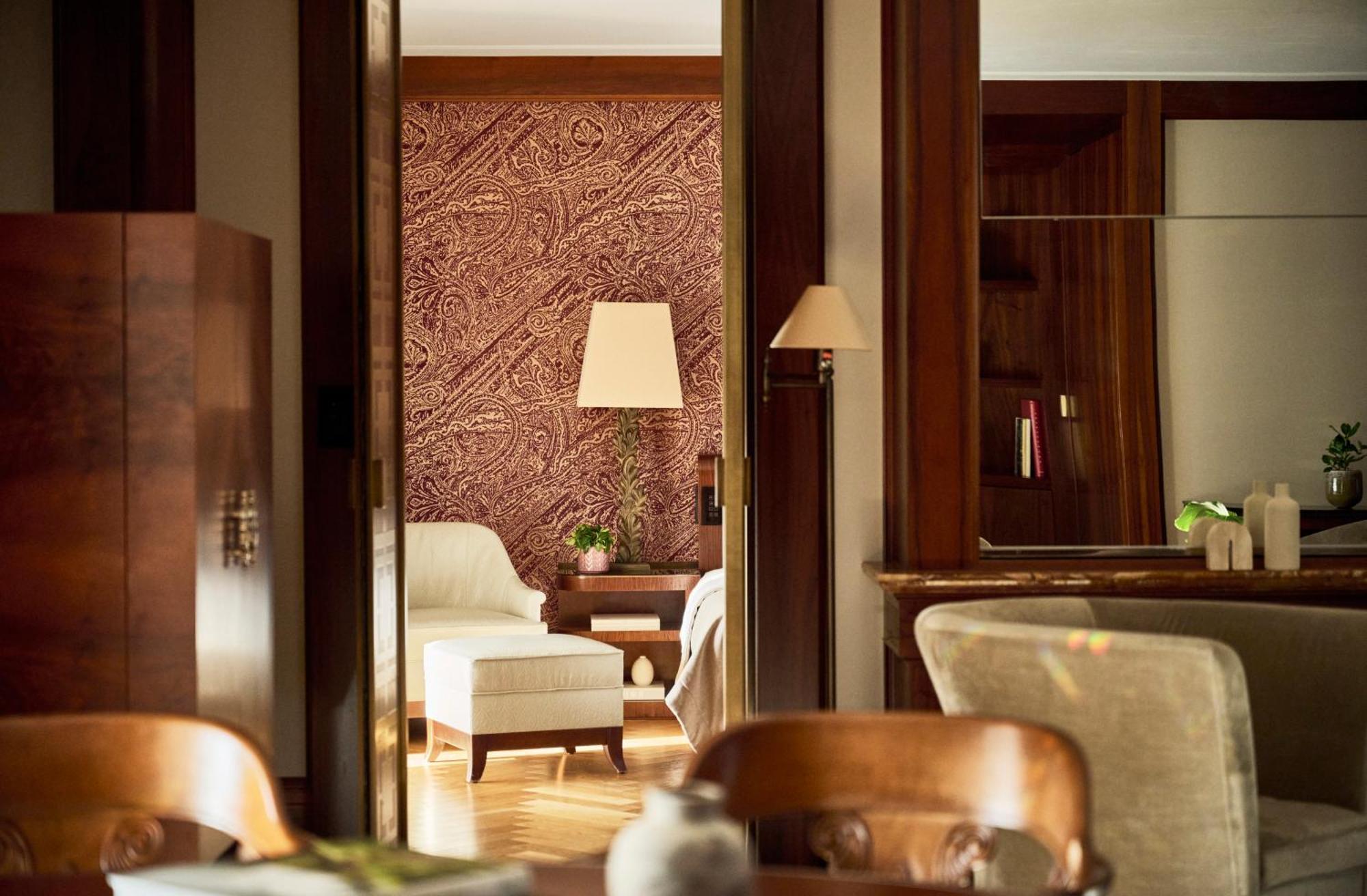 Ambassador Suite